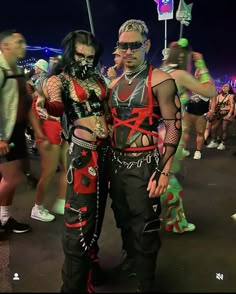 Mens Rave Wear, Male Rave Fits, Gay Rave Outfits, Boy Rave Outfits, Masc Rave Outfits, Men’s Raves Outfit, Rave Men Outfits, Woodstock Outfit Ideas, Edc Orlando Outfits