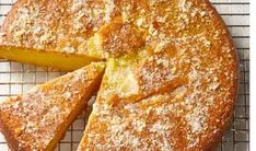 Easy Mary Berry's Sponge Cake with Oil Recipe