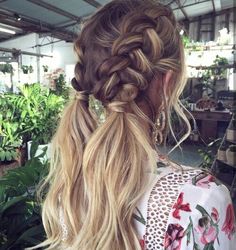 Short Hairstyle, Hair Life, Beach Hair, Hair Dos, Gorgeous Hair, Pretty Hairstyles, Hair Hacks, Hair Looks, Hair Inspo