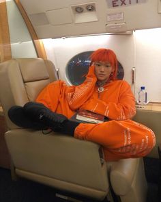 Red Orange Hair, Orange Hair, Urban Style, Perfect Woman, Urban Fashion, Cortes De Pelo, Red Leather Jacket