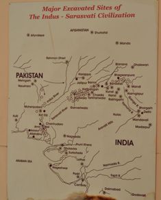 a sign showing the location of major sites in india