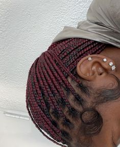 Burgundy Knotless Braids, Burgundy Knotless, Burgundy Braids, Single Braids, Ginger Hair Color, Protective Hairstyles Braids, Hair Twist Styles, Pretty Braided Hairstyles, Girls Hairstyles Braids