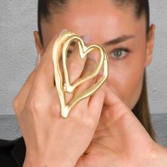 Where The Heart Is Statement Ring - La Luz Boutique Where The Heart Is, Kimonos, Online Accessories, Statement Ring, Elegant Fashion, Statement Pieces, Statement Rings, Chic Style, Boutique