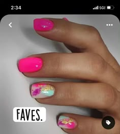 Pink Gel Nail Designs For Summer, Colored Foil Nails, Mani And Pedi Ideas Matching Summer 2023, Summer Dip Nail Colors 2020, Pink Glitter Nails With Design, Neon Dip Nails Designs, Pink Biab Nails With Design, Gel Nail Designs Bright Colors, Summer Nails With Foil