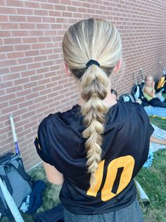 Hair For Athletes Hairstyles, Low Pony Volleyball Hairstyles, Low Hairstyles For Sports, Dragon Braid Ponytail, Vball Practice Hairstyles, Badminton Hairstyle, Dragon Tail Braid, Hair Styles For Soccer, Hairstyles For Track