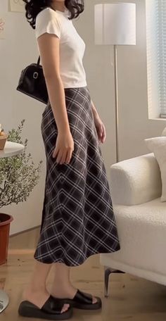 Long Skirt Girly Aesthetic, Skirt Outfits Cottagecore, Tita Outfit Aesthetic, Office Design For Men, Home Office Design For Men, Long Skirt Girly, Contemporary Home Office Design, Long Skirt Outfits Aesthetic