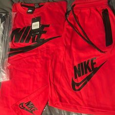 2piece Shirt And Shorts Nike Short Set, Casual Red Sets For Streetwear, Red Cotton Short Sets, Red Short Sets For Loungewear, Red Sportswear Sets For Sports, Red Cotton Sports Set, Casual Red Spring Sets, Red Sports Sets For Spring, Casual Red Cotton Sets