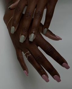 Nail Colours On Dark Skin, Nail Colour Dark Skin, Fall Nail Colors On Dark Skin, Elegant Nails For Dark Skin, Alternating Nail Color, Square Nails Solid Color, Dark Skin Manicure, Nails On Black Skin, Nail Inspo Baddie