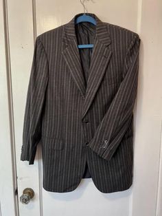 Italian Brioni Super 150's Suit Jacket Blazer Two Button - 40R. Grey with pin stripes. In very good condition with no rips, tears or stains. Length 30" Across the back 19" Arm length 22" Brioni Suits, Jacket Blazer, Sport Coat, Mens Suits, Blazer Suit, Blazer Jacket, Suit Jacket, Art Collection, Bathing Beauties