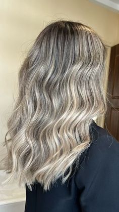 رنگ و لایت I Feel Pretty, Hair Color Balayage, Blonde Balayage, Balayage Hair, Face Painting, Girly Things, Hair Inspo, Balayage, Hair Inspiration