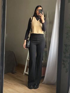 Modest Beauty, Cute Professional Outfits, Work Fits, Casual College Outfits, Professional Outfits Women, Winter Fashion Outfits Casual, Stylish Work Attire, Business Casual Outfits For Work, Everyday Fashion Outfits