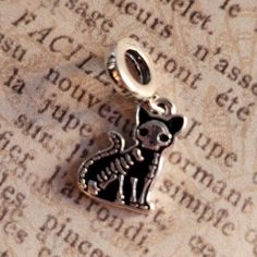 Black Cat Skeleton Halloween Dread Bead | 4.5mm Hole | Dreadlock Bead | European Bead by RealSimpleDreads on Etsy Dreadlock With Beads, Dreads With Jewellery, Loc Hair Accessories Dread Beads, Cat Skeleton