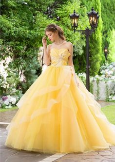 Yellow Prom, Prom Dresses Yellow, Beautiful Gowns, Prom Dress, Ball Gowns, Colorful Dresses, Prom Dresses, Prom, Formal Dresses