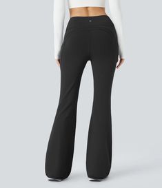 Discover Women’s High Waisted Side Pocket Thermal Yoga Flare Pants at Halara, Crowd-Approved Affordable Choices Made For What Moves You. Yoga Flare Pants, Flare Leggings, Active Wear Outfits, Side Pocket, Flare Pants, Yoga Pants, Active Wear, High Waisted, Yoga