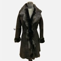 Black Shearling Jacket With Front Clasp. It Says Size 8 But It Is More Of A Us Size 2. Genuine Fur/Suede. Black Shearling Jacket, Shearling Jacket, Jackets & Coats, Jackets For Women, Leather Jacket, Women Shopping, Leather, Black, Color