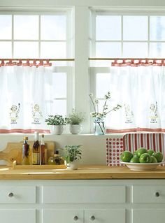 the kitchen counter is clean and ready for us to use