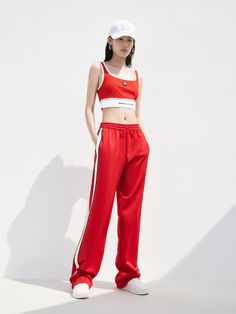 MO&Co. Women's Straight Drawstring Casual Pants Features : - Drawstring elasticated waistband- Athleisure silhouette- Contrast trim design Code: MBC1PATT01The back length of size M is 107cmMATERIALS & CARE Material: 50.4% Cotton 49.6% PolyesterGentle machine wash below 30°CDo not bleach, lay flat in the shadeTumble dry low, low ironDo not dry clean, do not soakWash with neutral detergentMesh bag to be washed separatelyAfter washing, dehydrate in time and then dryREMINDER: All items are measured Women Sporty Outfits Street Styles, Women Sporty Outfits, Outfits Colorful, Sporty Crop Top, Red Street, Athleisure Pants, Athleisure Women, Street Outfit, Sporty Outfits