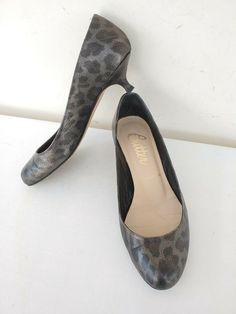 Normal wearing signs. Leather Kitten Heels With Reinforced Heel, Open Toe, Snake Print Pointed Toe Heels Medium Width, Leopard Print Closed Toe Heels With 4-inch Heel, Chic 4-inch Leopard Print Heels, Leopard Print Heels With Pointed Toe And 4-inch Heel, Kitten Heels, Animal Print, Women Shoes, Heels