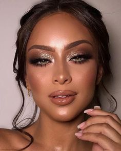 Dyosa Queen G Makeup Cantik, Wedding Hairstyles And Makeup, Hair Instagram, Glam Makeup Look, Makijaż Smokey Eye