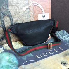 Description GG Print Waist Belt Bag Black For Women And Men 11in/27cm GG 527792 Rep 1:1 Measurements: 27 x 3.5 x 13.5 cm / 10.6 x 1.4 x 5 inches ( Length x Width x Height ) Black Red and green stripe detail Cotton linen lining Crossbody bag Belt bag Zipper closure Adjustable strap Large compartment Includes dust bag. This product is of the best quality. Gucci Print, Waist Belt Bag, Bag Belt, Stylish Handbags, Gucci Bamboo, Pink Backpack, Small Backpack, Mini Handbags, Evening Clutch Bag