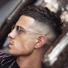 Discover 20 Short Haircuts for Men That Will Turn Heads Everywhere! From stylish short hairstyles for men to sharp mens haircuts straight hair, this collection has it all. Explore mens wavy haircuts and find the perfect look for your wavy hair. Whether you prefer mens medium length hairstyles or trendy mens hairstyles medium, you\'ll find inspiration here. Don’t forget about mens hairstyles thick hair that add volume and flair. Get ready to elevate your style game and make a statement! Short Textured Haircuts, Popular Mens Haircuts, Short Haircuts For Men, Textured Haircut, Cool Mens Haircuts, Mens Haircuts, Cool Short Hairstyles, Haircut Designs, Men Haircut Styles