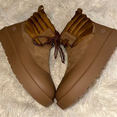 Never Worn! This Is A Snow Boot! 3m Weather Tech Size Men 11 The Covers On Bottom Of Shoe Are Removable. If You Were To Buy The Covers Separate On Ugg They Run $20-$50. Ugh Tie Boots, Mens Ugg Boots, Mens Uggs Shoes, Ugh Boots For Men, Leather Uggs, Mens Suede Chukka Boots, Men’s Uggs, Tan Ugg Boots, Ugg Neumel Boots