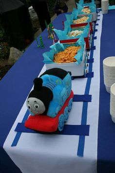 thomas the train birthday party food table