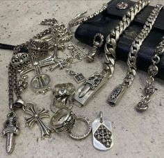 Jewelry Tattoo, Fancy Bags, Aesthetic Guys, Chrome Hearts, Dream Jewelry