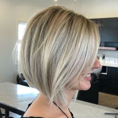 Blonde Balayage Bob For Straight Hair looks pretty for pretty girls like my Lil Miss Sunshine Girl, Straight Balayage, Line Bob, Blonde Balayage Bob, Balayage Straight, Balayage Straight Hair, A Line Bob, Popular Short Haircuts, Line Bob Haircut, A Line Bobs