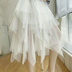 Color: White, Size: M White Ruffled Knee-length Bottoms, White Knee-length Bottoms With Ruffles, Knee-length Stretch White Skirt, White Stretch Knee-length Skirt, White Ruffled Knee-length Skirt, Spring White Asymmetrical Skirt, White Asymmetrical Skirt For Spring, White Knee-length Ruffled Skirt, White Long Party Skirt