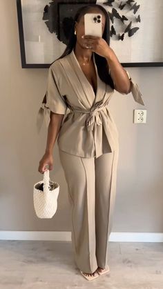 Cute Professional Outfits, Professional Outfits Women, Effortlessly Chic Outfits, Business Casual Outfits For Work, Neue Outfits, Classy Casual Outfits