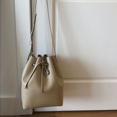 Classic Bucket Bag - Good As New. Mansur Gavriel Bucket Bag, Mansur Gavriel Bag, Mansur Gavriel, Bucket Bag, Shoulder Bags, Bag Lady, Size Medium, Shoulder Bag, Cream