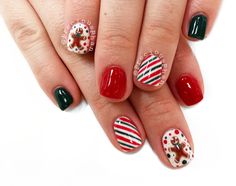 White Red Green Nails, Red Green And White Nails, Red Green White Nails, Red And Green Gel Nails, Red And Green Checkered Nails, Red And Green Short Nails, Christmas Nails Red Green, Luminary Christmas Nails, Gingerbread Nail Art