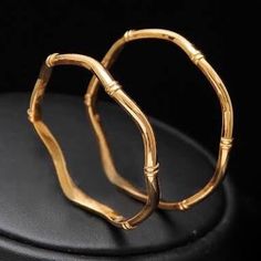 Simple Bangles For Daily Wear, Daily Wear Bangle Designs, Simple Bangle Designs Gold Daily Wear, Daily Wear Gold Bangles Designs, Daily Use Bangles In Gold, Plain Gold Bangles For Daily Use, Simple Gold Bangles For Daily Use, Bangles Jewelry Designs Gold Daily Use, Daily Wear Bangles In Gold