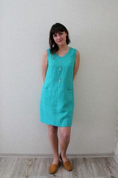 Sleeveless Linen Tunic Dress With Pockets V-neckline | Etsy Linen Dress Casual, Summer Work Dress, Dress Mint Green, White Linen Blouse, Mint Green Dress, Linen Tunic Dress, Linen Tunic Tops, Soft Lavender, Dress Mint