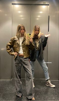 Work Fits With Jeans, Madrid Street Style, Serena Vanderwoodsen, Girl Self Care, New York Lifestyle, Look Jean, Camila Morrone, Into Fashion