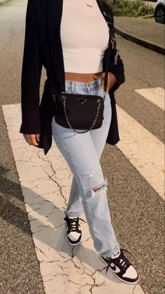 2023 spring outfits, casual spring outfits, cute outfit inspo, 2023 spring fashion, outfit ideas spring, outfit inspo, cute spring outfits, baddie outfits, spring nails 2023, chics style outfit, spring outfits 2023, spring 2023 fashion trends, casual chic style, casual black outfit, trendy nike outfit, nike shoes Going Out Sneaker Outfit, Mall Outfit Ideas Winter, Going Out Outfits With Sneakers, Outfit For Concert Night Casual, Date Night Outfit Modest, 2023 Fashion Trends Casual, La Style Outfits, Movie Theater Outfit, Zara Fits