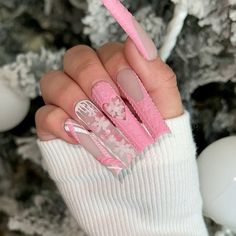 📸: ffivahh Pink Christmas Nails, Holiday Nails, Pink Christmas, Winter Nails, Christmas Nails, Nails, Christmas, Pink