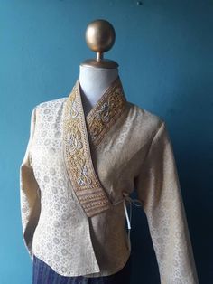 Thai Clothes, Bridesmaid Dresses With Sleeves, Thai Silk, Silk Dresses, National Costume, Unique Clothing, Unique Outfits