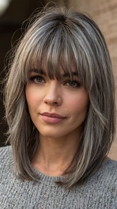 Stylish medium length gray hairstyles with bangs fo Hairstyles With Bangs Medium, Gray Hairstyles With Bangs, Bangs Medium Length, Medium Length Hairdos, Gray Hairstyles, Layers Medium, Hair Highlights And Lowlights