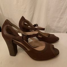 Martin & Osa Brown Leather Ankle Strap Pumps Size 6 Nwt Brown Ankle Strap Sandals For Fall, Chic Ankle-high Brown Sandals, Brown Ankle-high Sandals For Fall, Chic Brown Ankle-high Sandals, Ankle-high Brown Sandals For Fall, Brown Ankle-high Heels With Buckle Closure, Brown Heels With Ankle Strap, Brown Medium Width Ankle Strap Heels, Casual Brown Sandals With 4-inch Heel