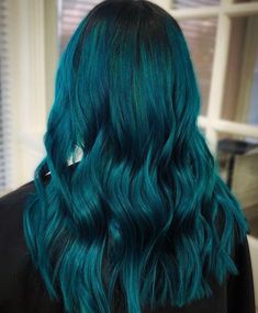 Green Blue Ombre Hair, Long Teal Hair, Dual Colored Hair, Turquoise Hair Color, Character Hair, Hair Color Options