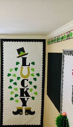 a room decorated in green and black for st patrick's day