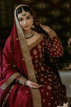 #wedding, #wedding inspiration, #event planning, #party ideas Pakistan Bridal, Bridal Mehndi Dresses, Asian Wedding Dress, Velvet Dress Designs