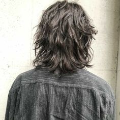 Shag Mullet Back View, Shaggy Haircuts Long Hair Bangs, Wavey Hair Styles Long Men, Shag Back View, Mens Long Layered Hair, Wolf Cut Men Straight Hair Long, Masculine Shoulder Length Hair, Wolfcut Men Long Hair