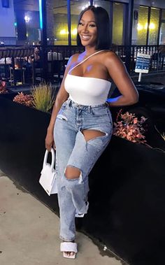 River Party Outfit, Cute Clubbing Outfits Black Women, Folded Jeans Waist Outfit, Summer Bar Outfits Night Casual Black Women, Dinner In The Sky Outfit, White Heels Outfit Black Women, White Button Up Collar Shirt Outfit, Casual Bar Date Outfit, Black Outfit With Colored Shoes