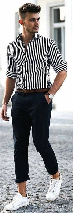 Vertical Striped Shirt Outfit, Outfits With Striped Shirts, Vertical Striped Shirt, Shirt Outfit Men, White Jeans Men, Striped Shirts, Fashion Nova Outfits, Men With Street Style, Sneakers Men Fashion