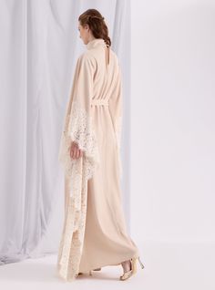 WF ATELIER Model height: 177 CM 100% Polyester Length: 140cm Maxi Length Robe For Daywear In Spring, Maxi Length Daywear Robe For Spring, Maxi Length Robe For Spring Daywear, Spring Long Abaya, Beige Lace Trim Maxi Dress For Daywear, Full Length Beige Dress For Spring, Beige Maxi Dress With Lace Trim For Daywear, Beige Full Length Dress For Spring, Beige Full-length Dress For Spring