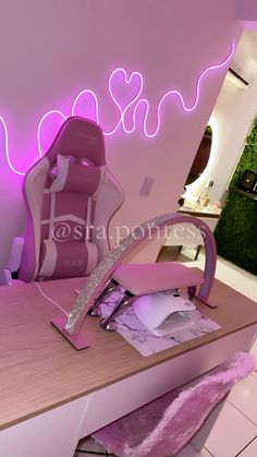 Nail And Lash Room Ideas, Nail Technician Room, Makeup Studio Ideas, Nail Room Ideas, Nail Salon Interior Design, Nail Salon Interior, Home Nail Salon