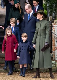 the royal family are all dressed up and ready to take their place in the ceremony